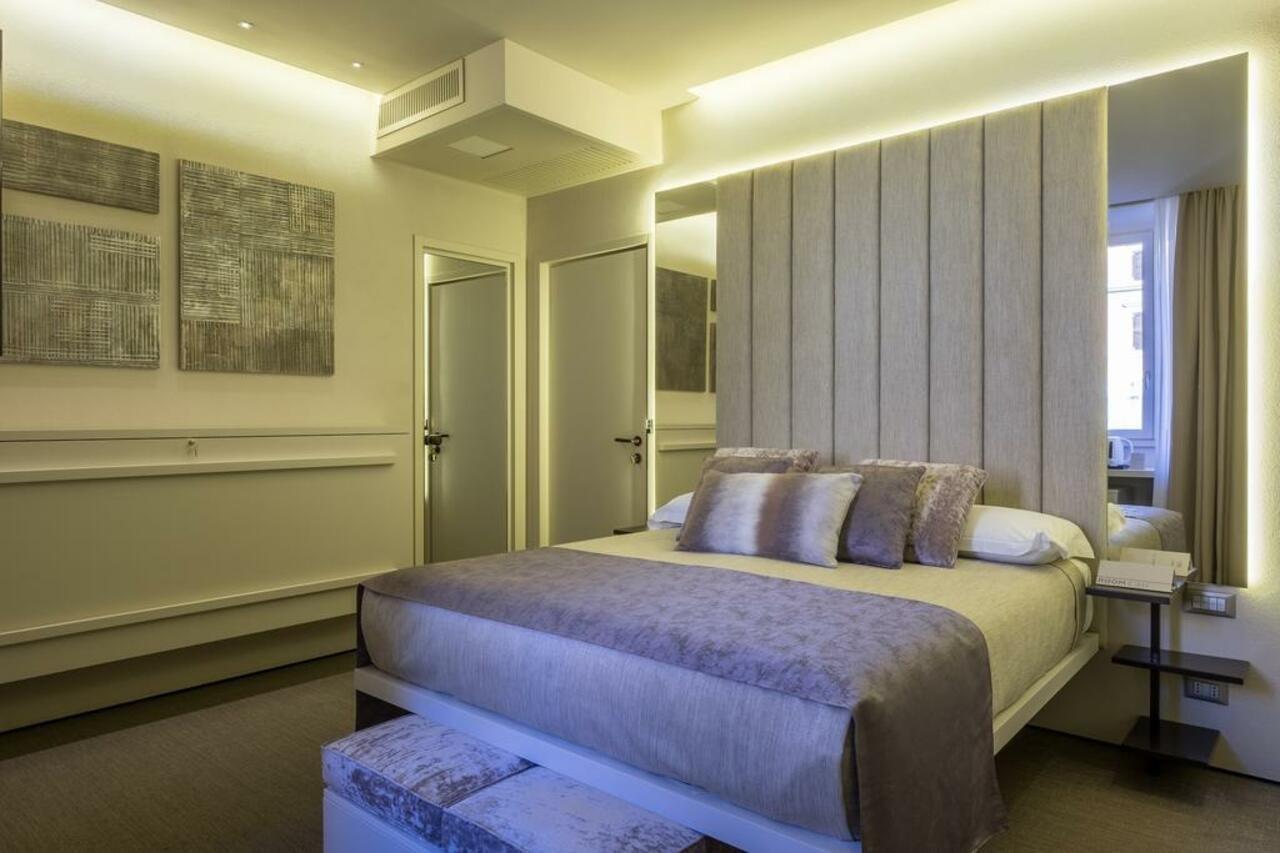 Room 230 Roma Luxury Suites Buitenkant foto