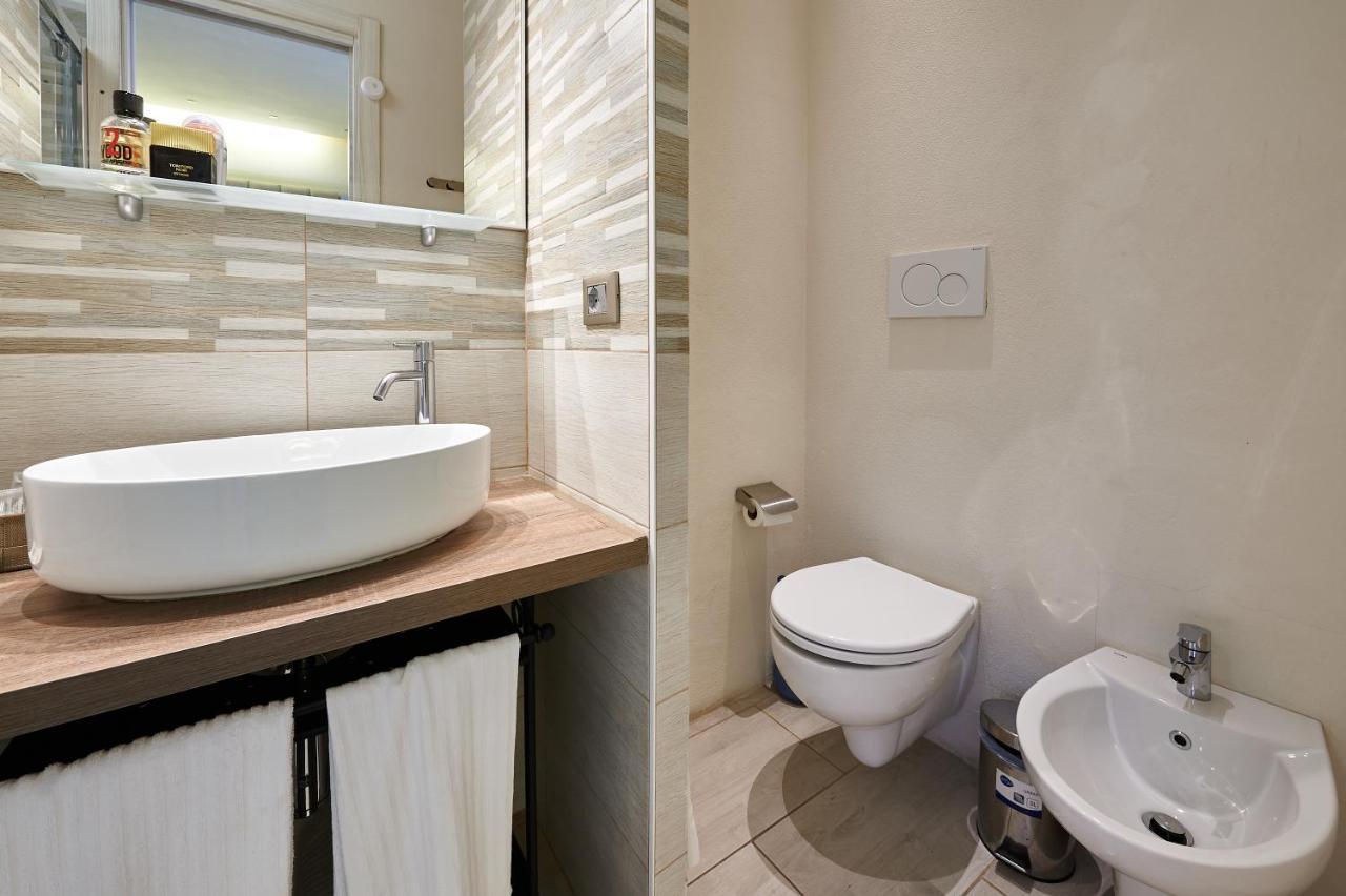 Room 230 Roma Luxury Suites Buitenkant foto